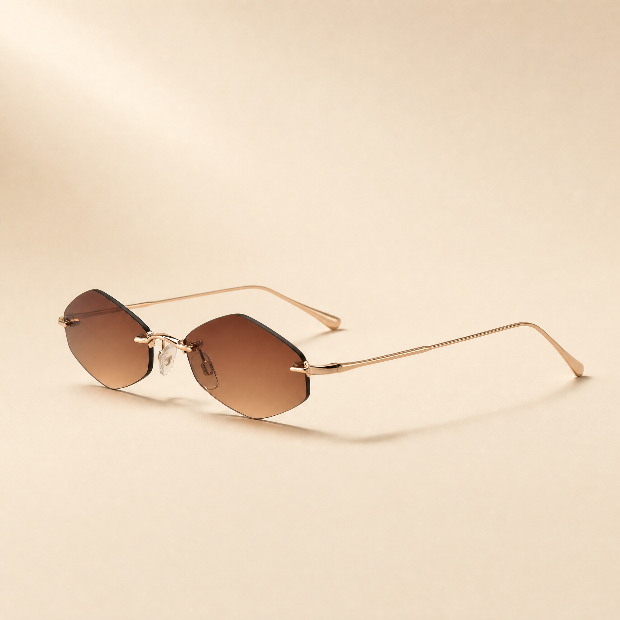 AMBAR — hero (gold metal / Gradient Brown)