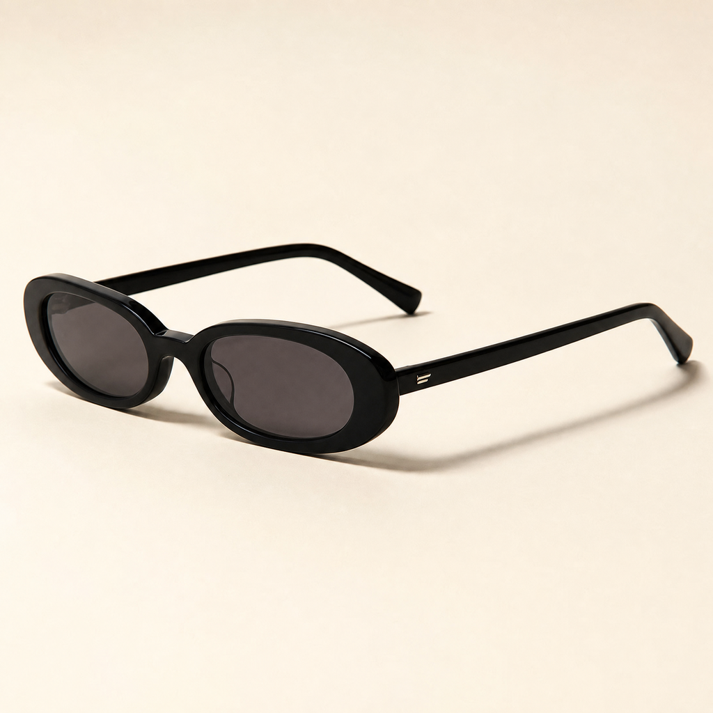 LAYLA — hero (black acetate / Dark Smoke)